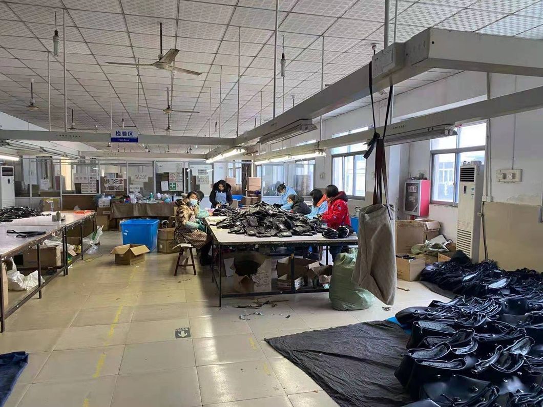 Mens Messenger Bag 15.6 Inch Waterproof Vintage Genuine Leather Waxed Canvas Briefcase Large Satchel Shoulder Bag Rugged Leather Computer Laptop Bag, Brown