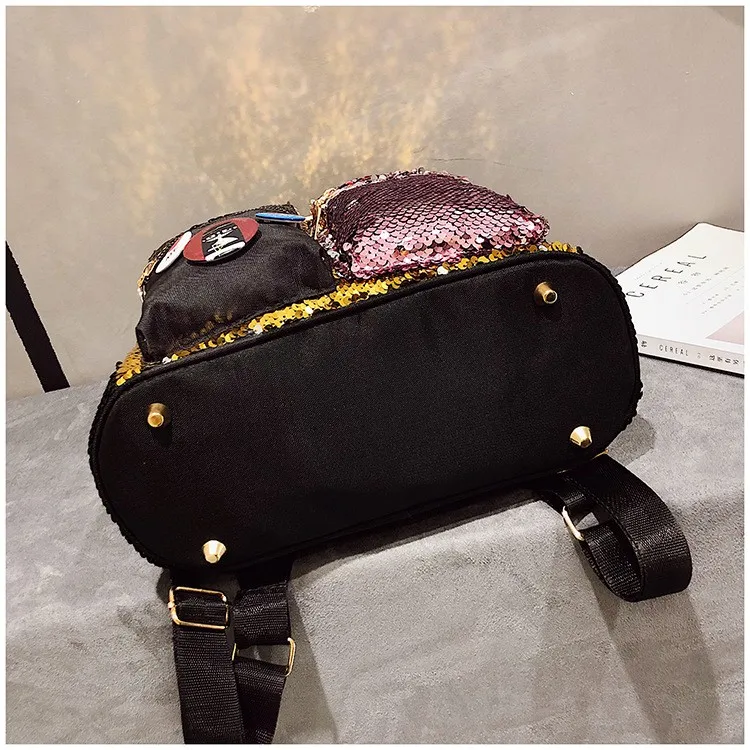 New Magic Flip Reversible Sequin Fashion Lady Backpack Glitter Magic Travelling School Backpack with Small Pocket